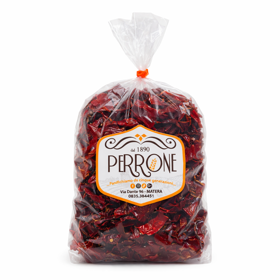 Busta di peperoni cruschi fritti Perrone, specialità lucana croccante prodotta dal Panificio Perrone dal 1890